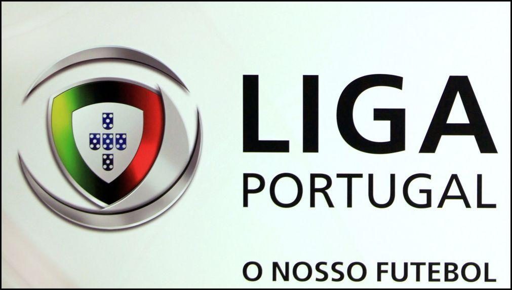 Covid-19: Liga de futebol diz que é impossível definir data para o regresso