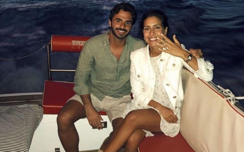 Anita Costa Ex de Angélico Vieira está noiva! Veja o pedido de casamento de sonho na Grécia