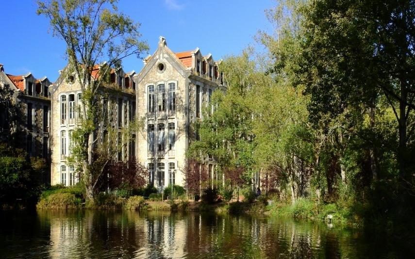 Caldas da Rainha A cerâmica, um mercado diário e a boa gastronomia