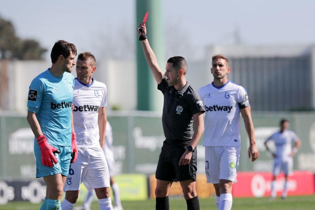 Belenenses SAD reduzido a 10 empata com Rio Ave [vídeo]