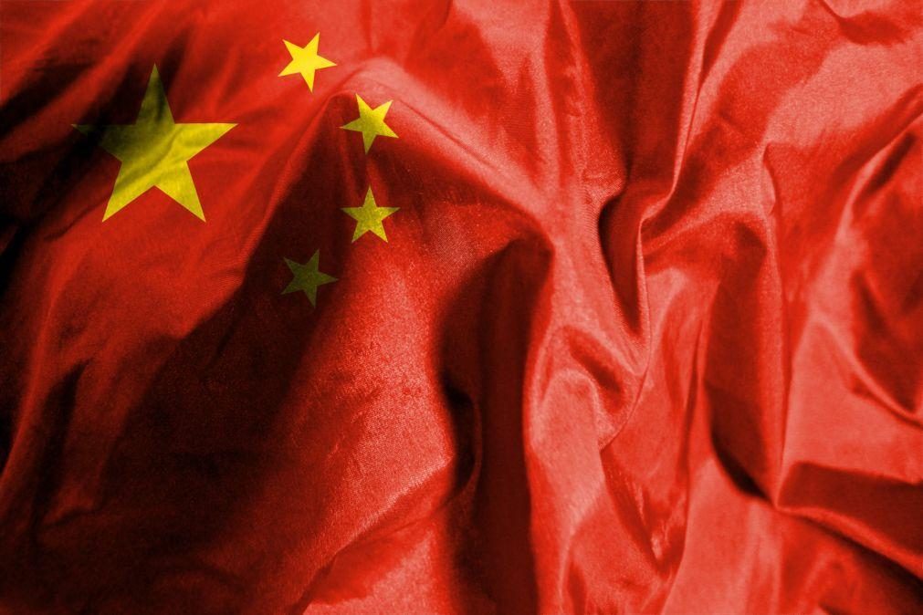 Pelo menos quatro mortos em ataque contra edifício governamental na China