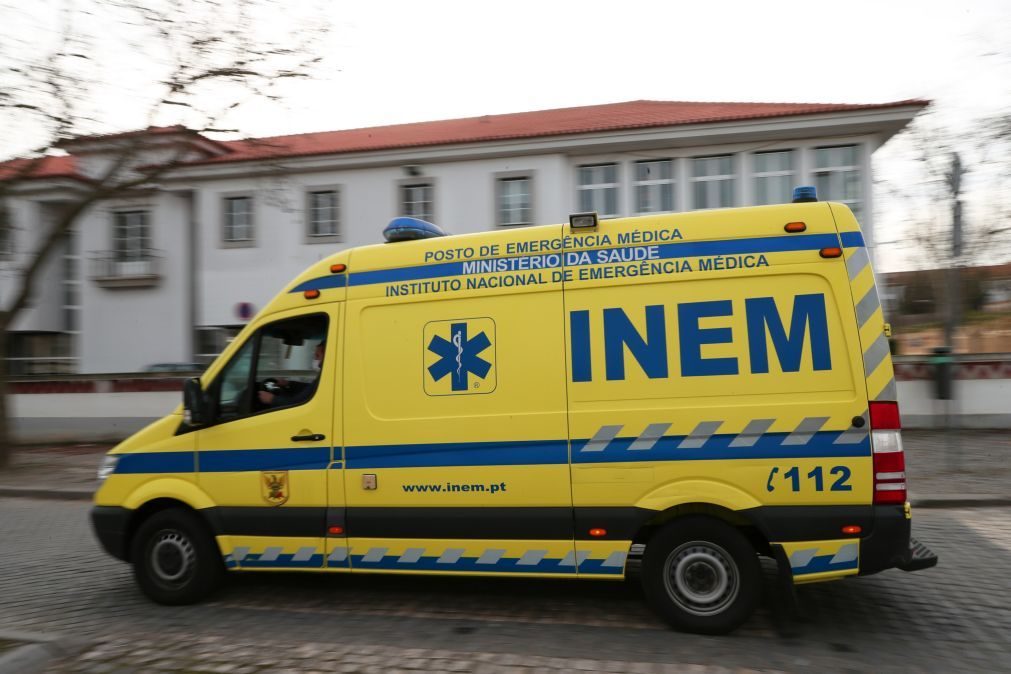 Professora levada para o hospital após incidente com aluno na Trofa