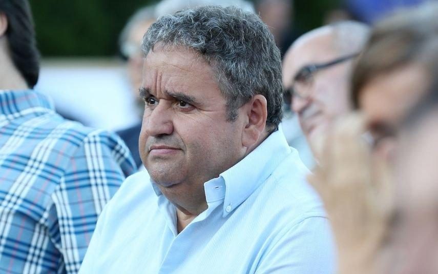 Fernando Mendes foi enganado por alegada criança com cancro: 